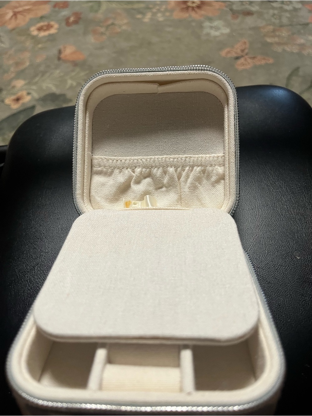 Milly Cream Travel Jewelry Case